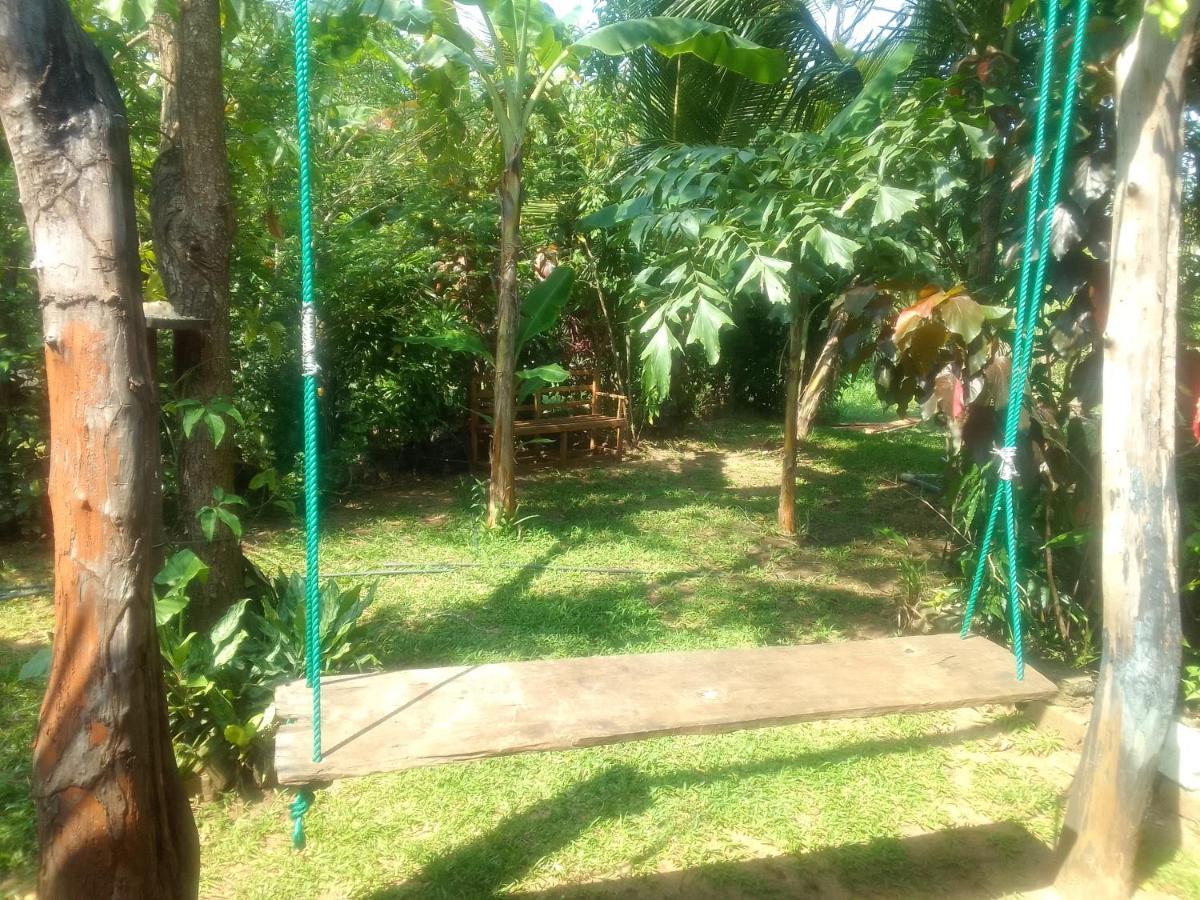 Sigiriya Village Home Stay & Private Room Екстер'єр фото