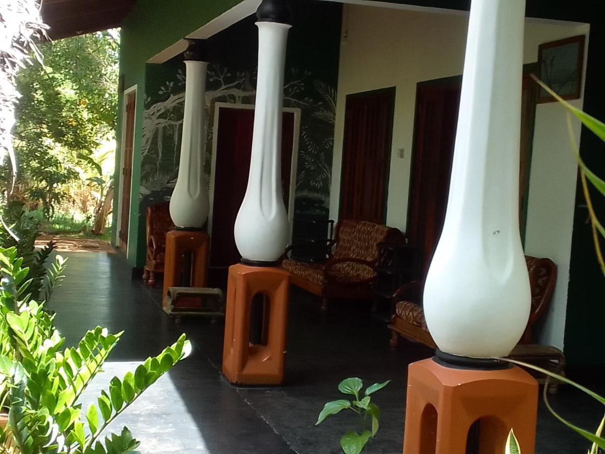 Sigiriya Village Home Stay & Private Room Екстер'єр фото