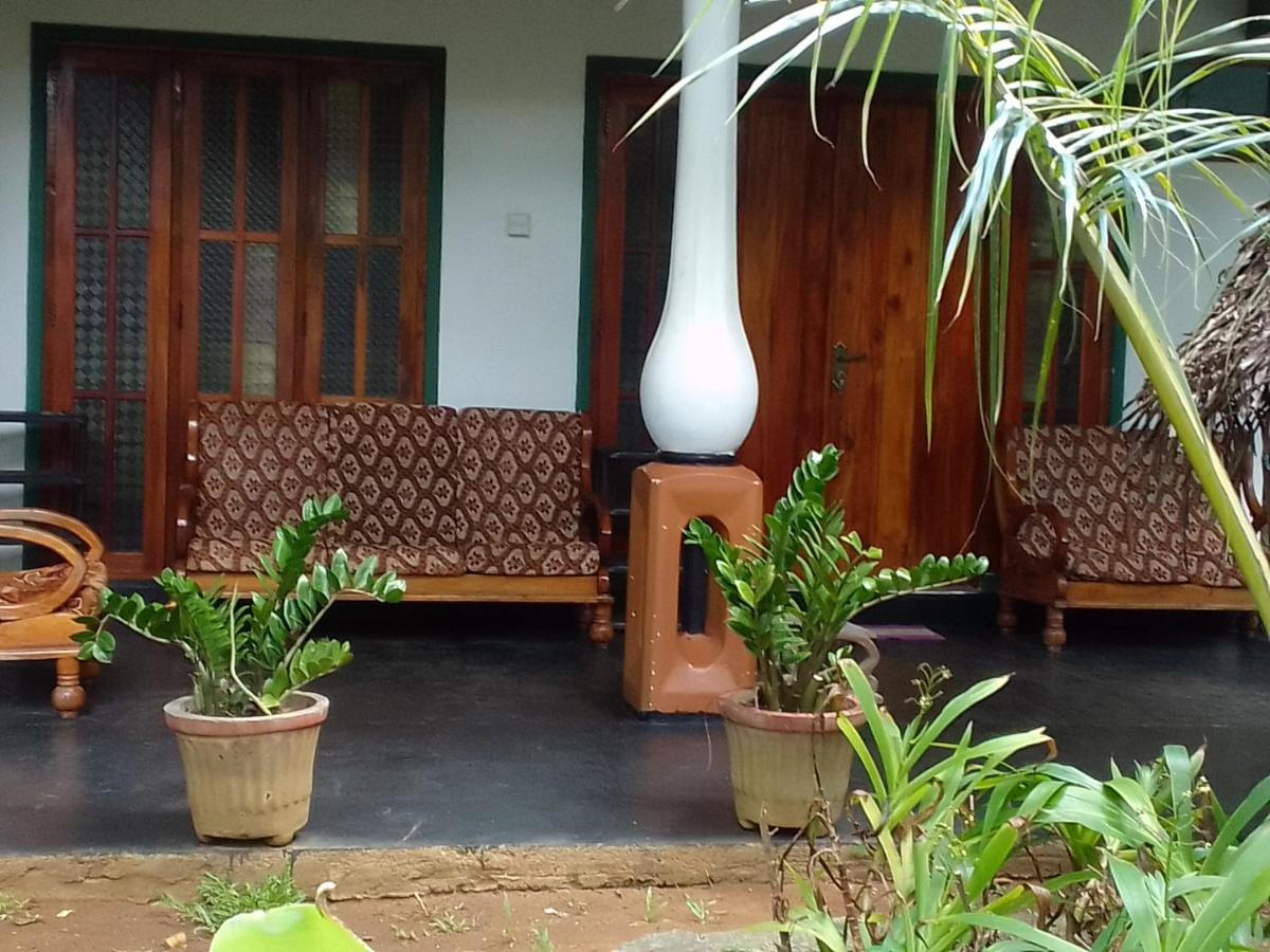 Sigiriya Village Home Stay & Private Room Екстер'єр фото